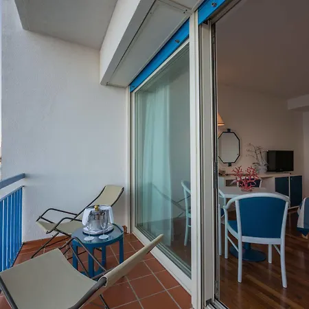 Splendid Hotel La Torre Mondello Buitenkant foto